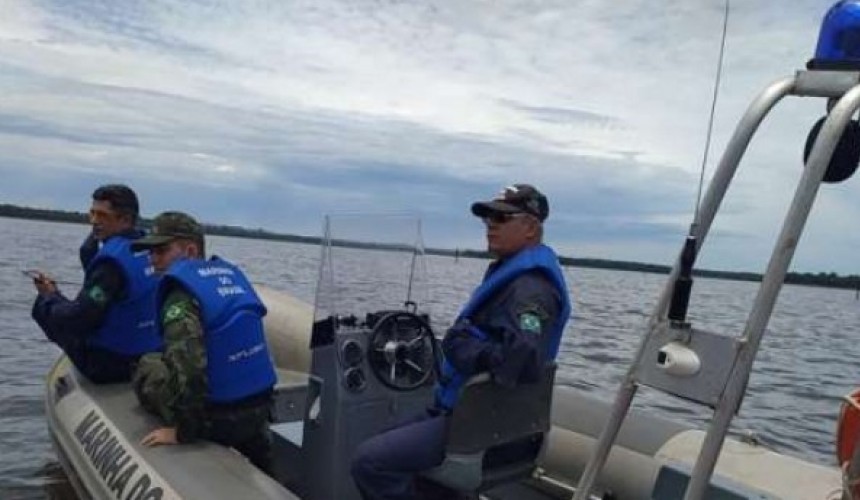 Busca por homem desaparecido no Lago de Itaipu conta com 14 embarcações