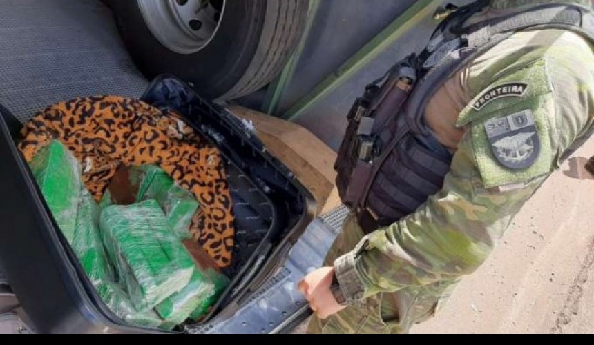 BPFron prende homem e apreende maconha que seria entregue em Cascavel