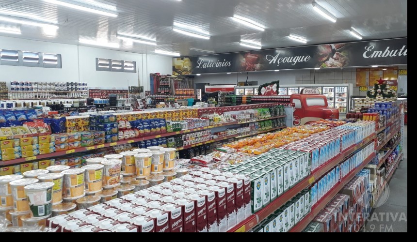Sim Supermercados inaugura loja em Capitão