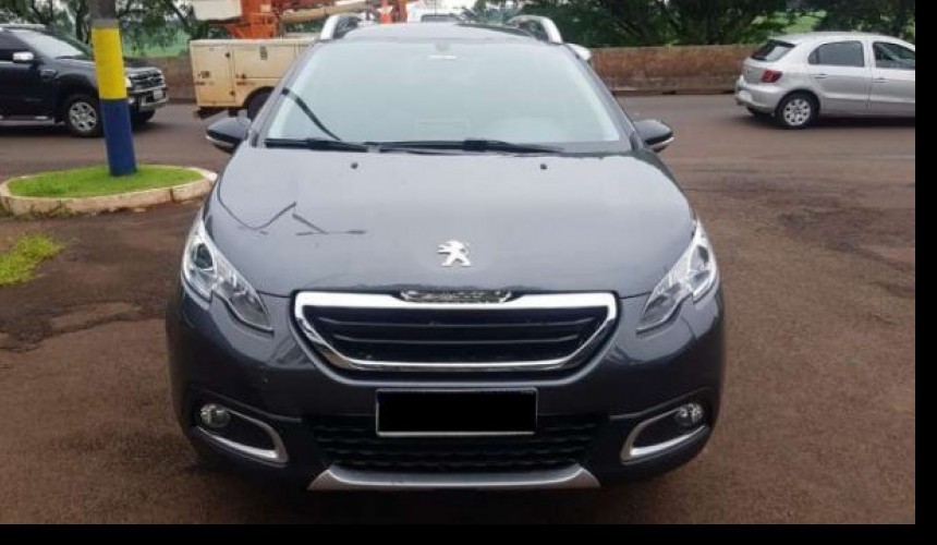 Homem é amarrado e feito refém em assalto na noite de domingo (13), em Cascavel