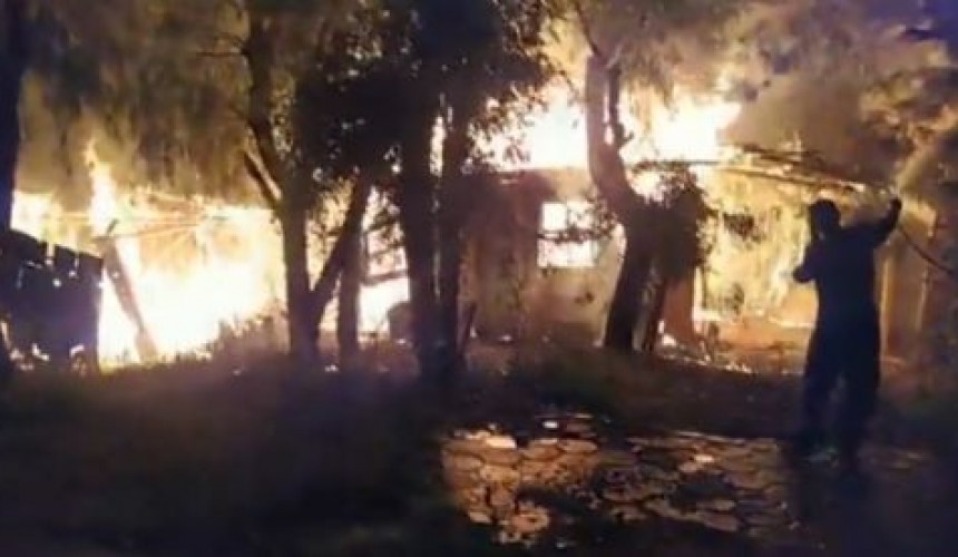 Incêndio em residências em Nova Prata do Iguaçu