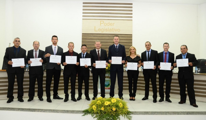 Vereadores, Prefeito e Vice-prefeito tomam posse no município de Santa Lúcia