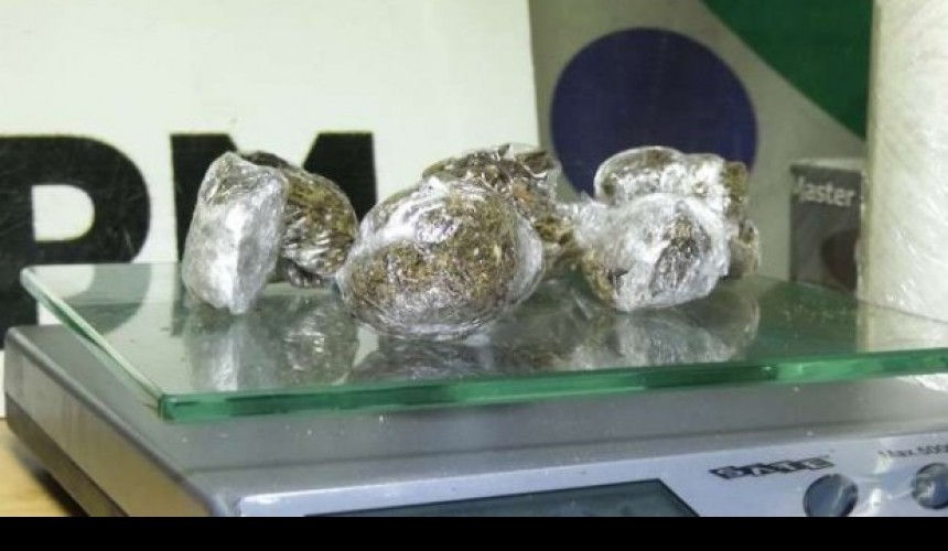 Homem de 36 anos é flagrado pela Rotam com maconha na cueca, em Santa Tereza do Oeste