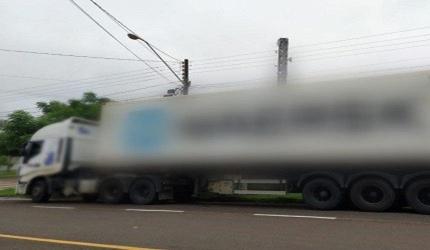 Motorista embriagado conduzindo caminhão é abordado em Santa Izabel do Oeste