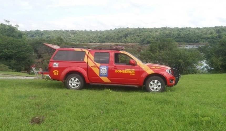 Homem desaparece nas águas do Rio Iguaçu após embarcação naufragar, em Capanema