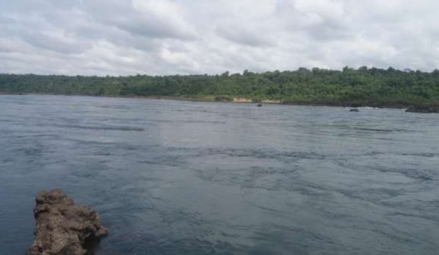 Corpo de Bombeiros de Capanema localiza corpo de homem que estava desaparecido no Rio Iguaçu