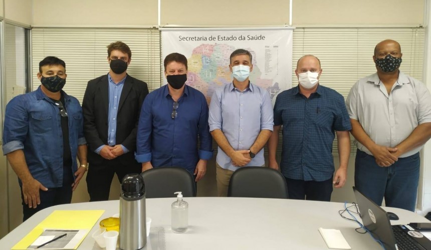 Prefeito Maxwell vai a Curitiba tratar de assuntos relacionados ao novo hospital de Capitão