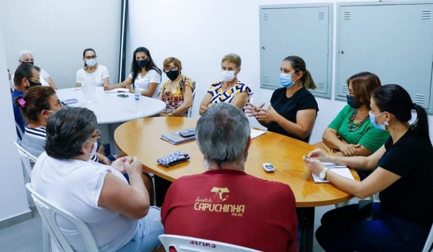 Assistência Social se reúne com membros da Pastoral da Pessoa Idosa de Capitão