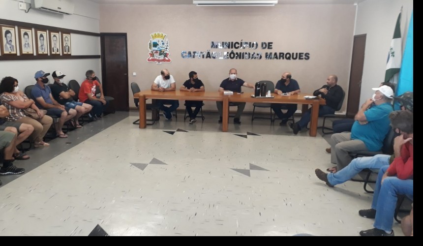 Capitão: Famílias não indenizadas pela usina se reúnem com Prefeito Maxwell Scapini para resolução de impasse