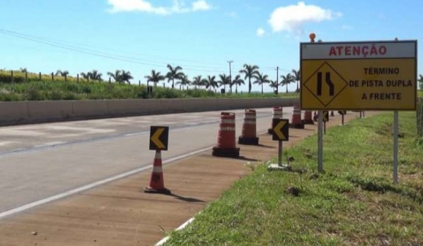 Trabalhos na duplicação da BR 163 entre Cascavel e Realeza estão parados