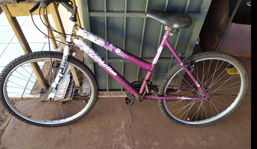 Bicicleta é encontrada em terreno baldio em Capitão