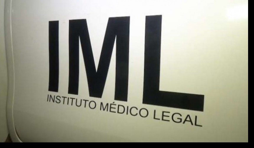 Homens morrem após veículo cair em açude às margens da BR 467