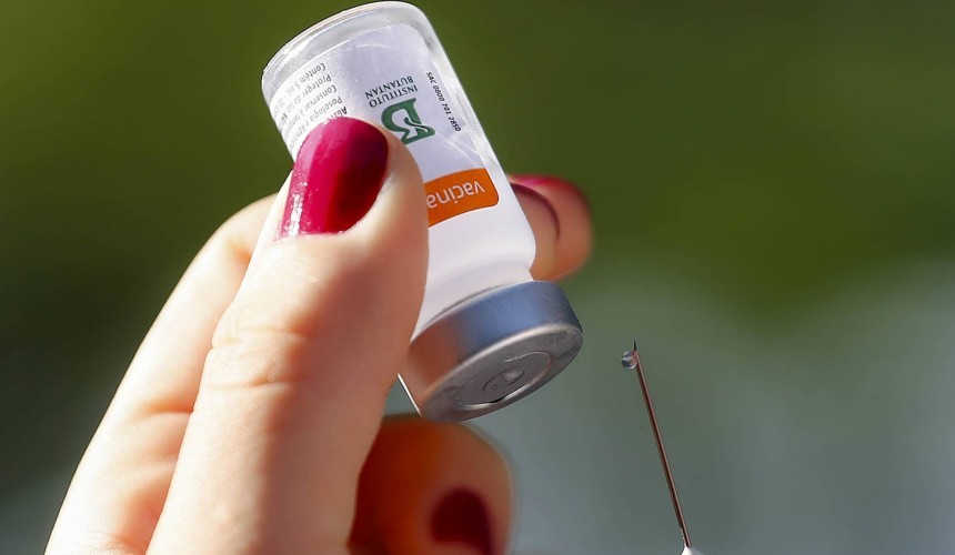 Paraná passa de 1 milhão de doses aplicadas da vacina contra o coronavírus