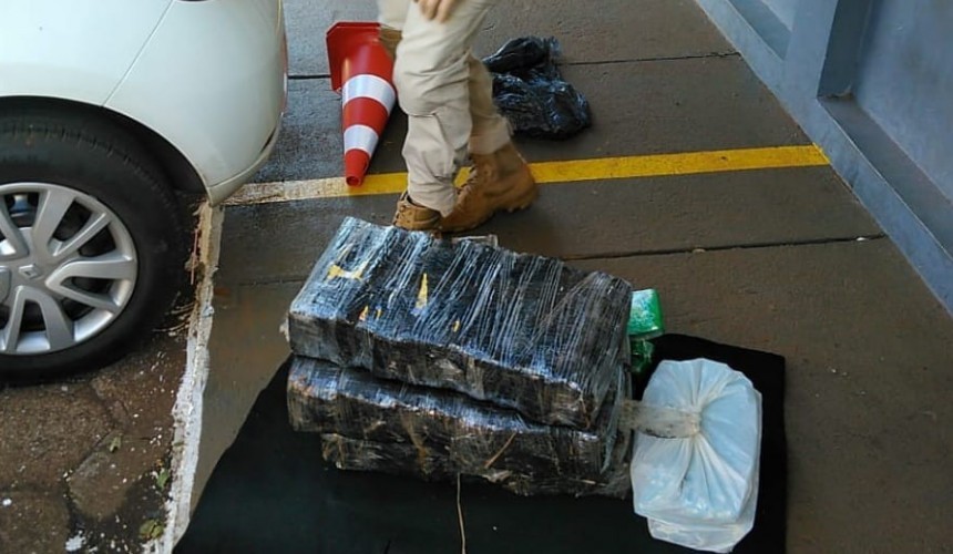 Traficante se passa por funcionário de empresa de telefonia e acaba preso pela PRF em Santa Tereza do Oeste