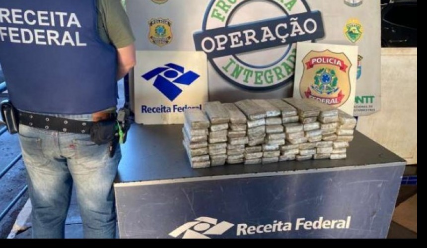 Homem é flagrado com 41 quilos de maconha na Ponte da Amizade