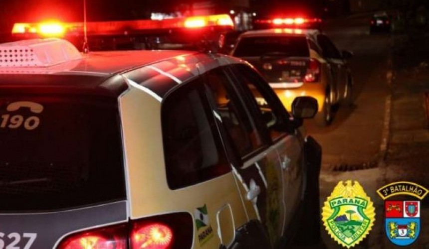 Mulher é detida após ser flagrada submetendo uma criança ao trabalho infantil