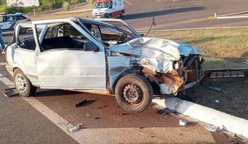 Dois feridos em grave acidente na BR-163