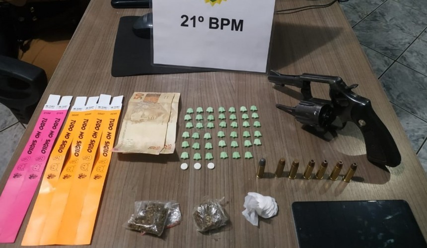 Polícia Militar apreende arma, drogas e acaba com festa rave no inteiror de Francisco Beltrão