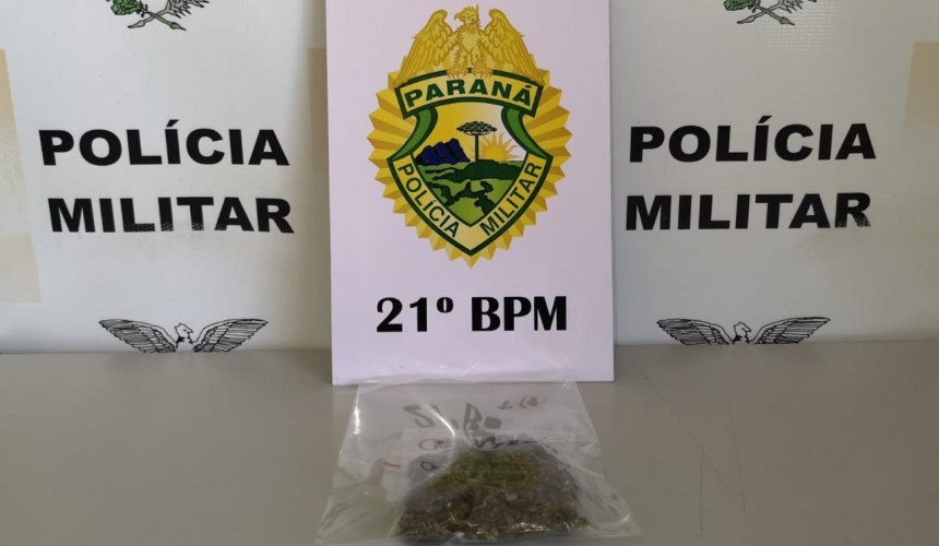 Realeza: PM prende mulher por posse de drogas