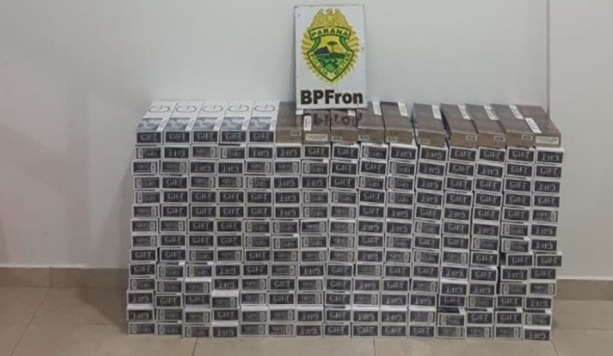 BPFron apreende cigarros contrabandeados em ônibus em Santo Antônio do Sudoeste
