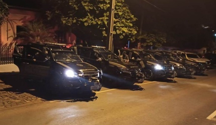 Suspeitos de envolvimento com quadrilha de tráfico de drogas são presos em operação da PM no sudoeste