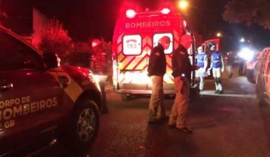 Idoso fica gravemente ferido após ser esfaqueado em briga entre vizinhos, em Cascavel