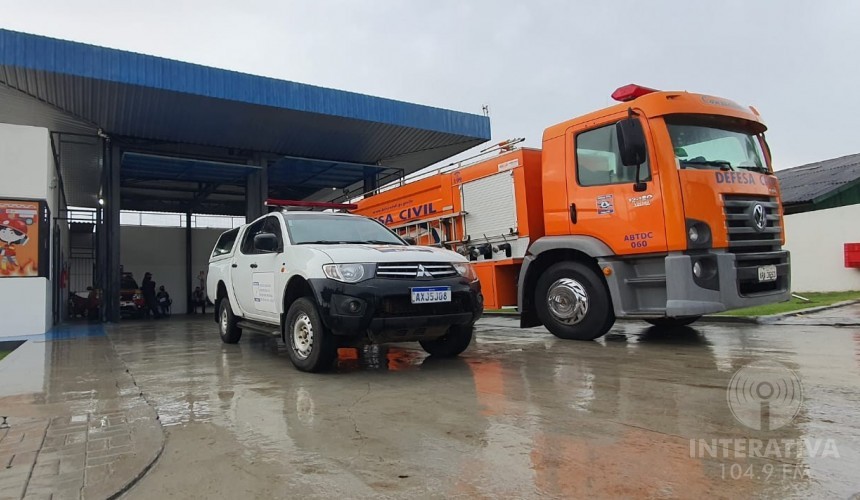 Bombeiros de Capitão combatem princípio de incêndio em aviário de Santa Lúcia