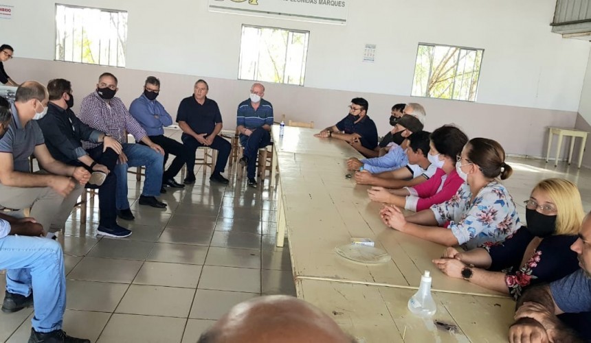 Deputado Artagão Júnior visita Capitão e garante recursos para compra de uma ambulância