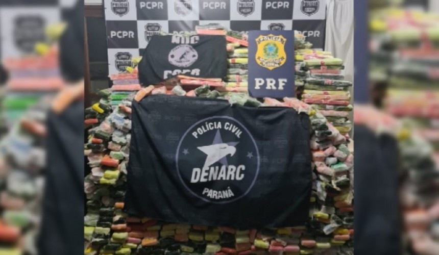 Denarc realiza apreensão de 1.650 quilos de maconha em ônibus na praça de pedágio de Cascavel