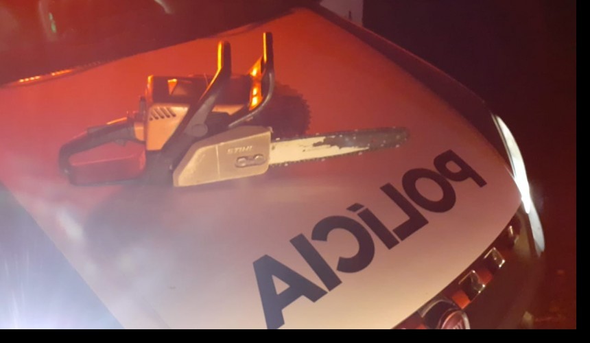 Duas pessoas são presas por furto de motosserra em Boa Vista da Aparecida