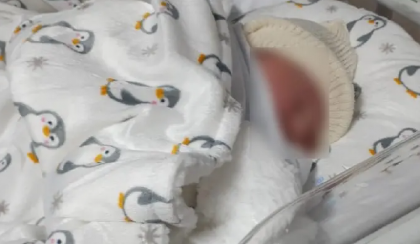 Jovem vai fazer tomografia para gastrite e descobre estar grávida seis horas antes do parto