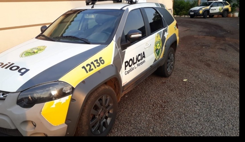 Condutor empina motocicleta próximo a polícia e é multado em Capitão