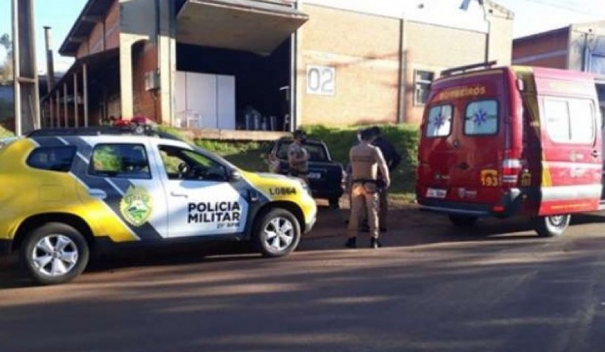 Homem fica ferido ao ser atropelado pelo próprio carro em Francisco Beltrão