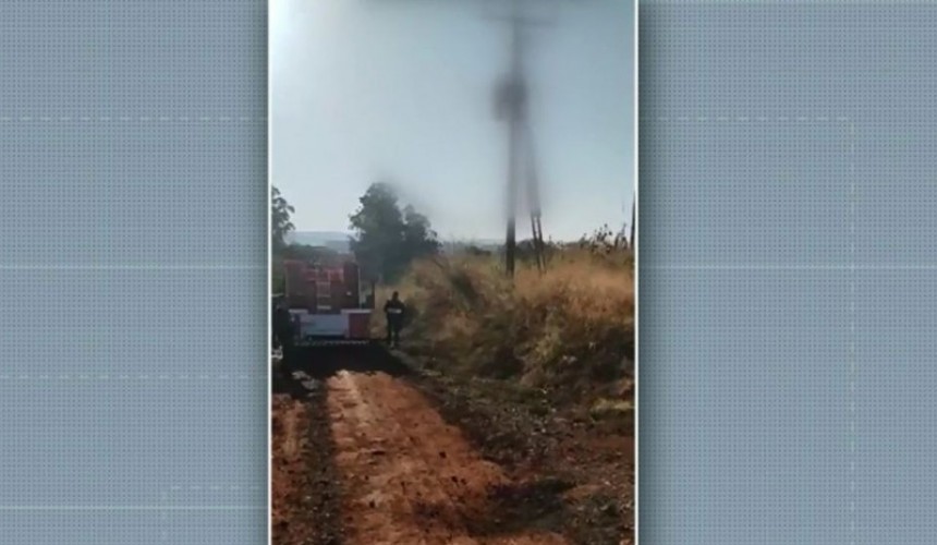 Suspeito de tentar furtar fios de energia morre eletrocutado em poste, no Paraná, diz Polícia