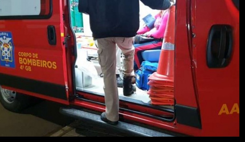 Mulher é agredida a cadeiradas durante briga em distribuidora de bebidas