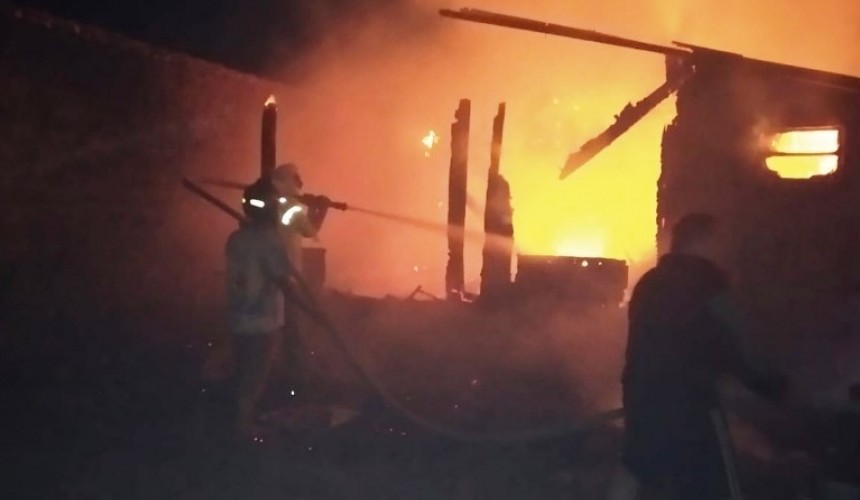 Criança brinca com isqueiro e provoca incêndio de grandes proporções em São Jorge do Patrocínio