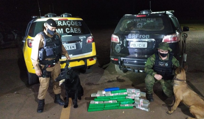 BPFRON e 21ºBPM apreendem droga em ônibus na cidade de Capitão Leônidas Marques-PR