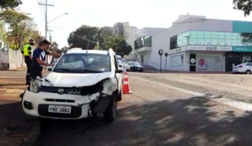 Motorista da Prefeitura de Formosa do Oeste foi preso após acidente; Contra ele havia um mandado de prisão