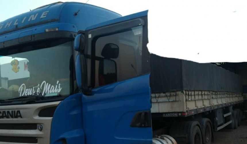 Carreta roubada é recuperada por militares de Capitão e Santa Lúcia