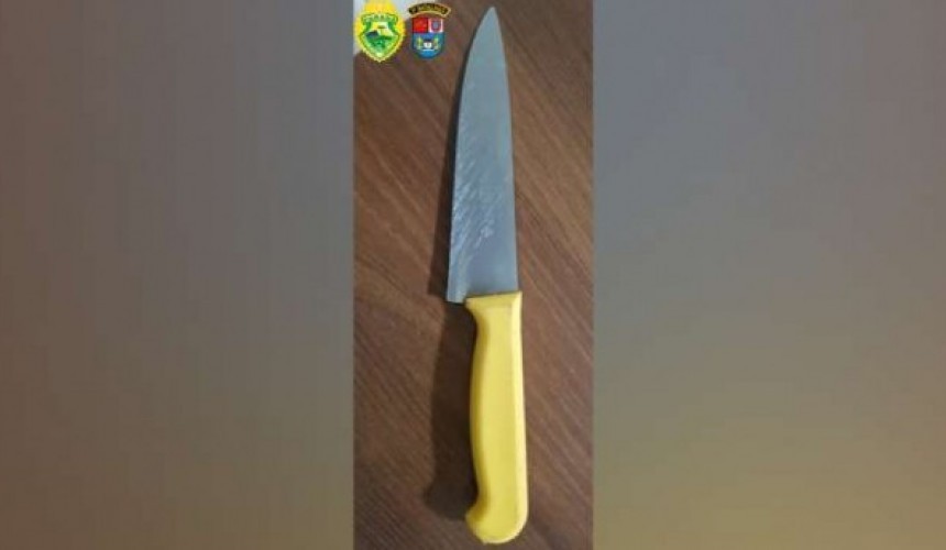 Homem é preso após esfaquear a vítima durante tentativa de assalto em Itapejara do Oeste