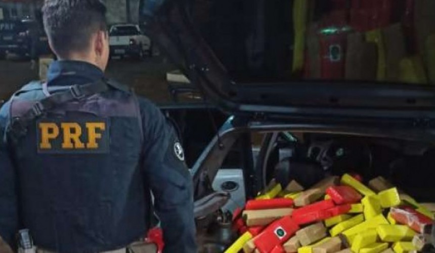 Polícia Rodoviária Federal apreende 165 kg de maconha em Santa Tereza do Oeste