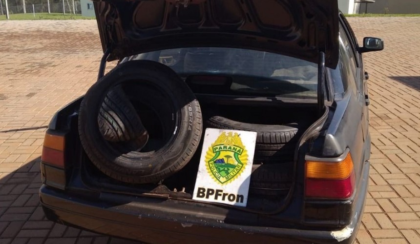 BPFRON apreende pneus contrabandeados em veículo em Capitão