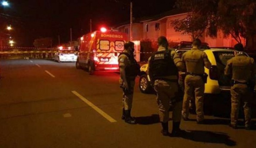 Jovem é morto com facada no pescoço após desentendimento familiar em Cascavel