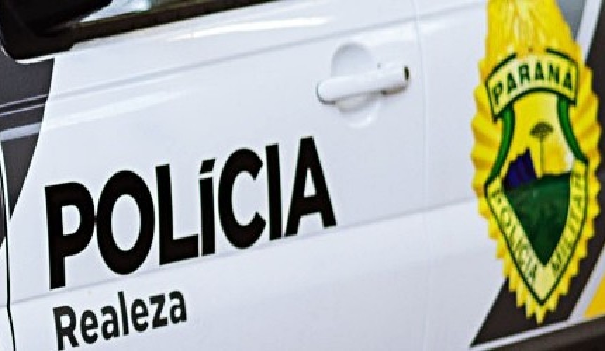 Polícia Militar de Realeza apreende cinco armas de fogo e cigarros contrabandeados após denúncia