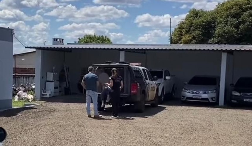 Corretora de imóveis é presa em Ampére após vender lote que não existia