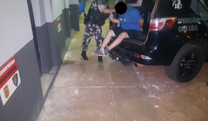 Homem é detido com mais de 6 kg de crack na rodoviária de Cascavel