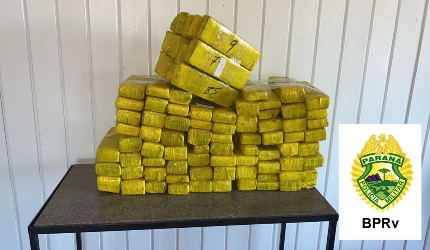 PRE apreende 63 kg de maconha e prende dois homens por tráfico em Realeza