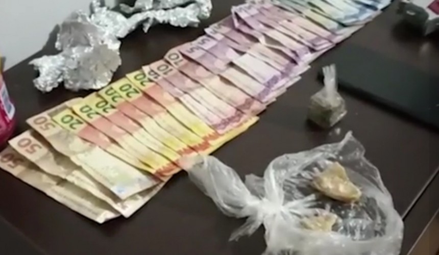 PM detém traficante com mais de 100 pedras de crack, em Toledo