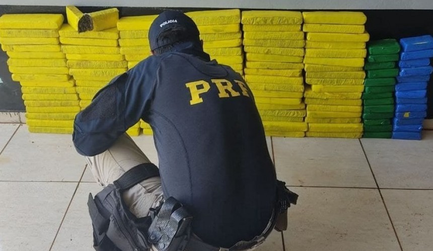 PRF prende irmãos paraguaios transportando quase 90 quilos de maconha em Realeza