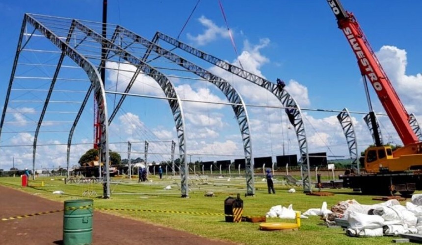 Montagem de estandes para o 34º Show Rural começa nesta segunda, dia 03 de janeiro